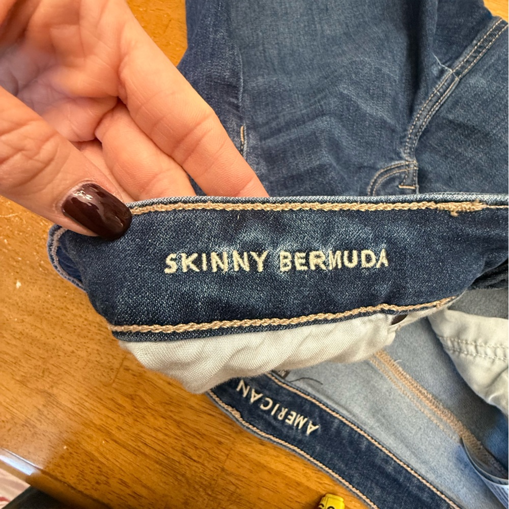 American Eagle Outfitters Next Level Stretch Skinny Bermuda Shorts - Picture 3 of 9